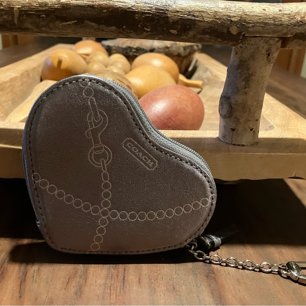 Coach Heart-Shaped Leather Bag in Metallic Gray purse charm and coin purse - Picture 2 of 5